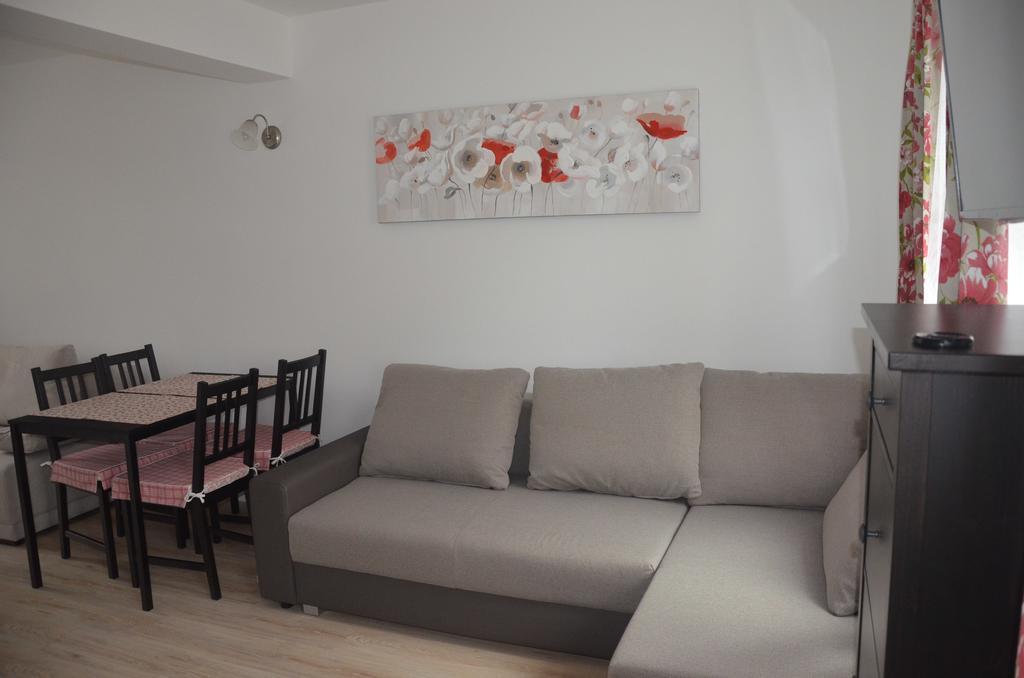 Bialy Dom Homestay *